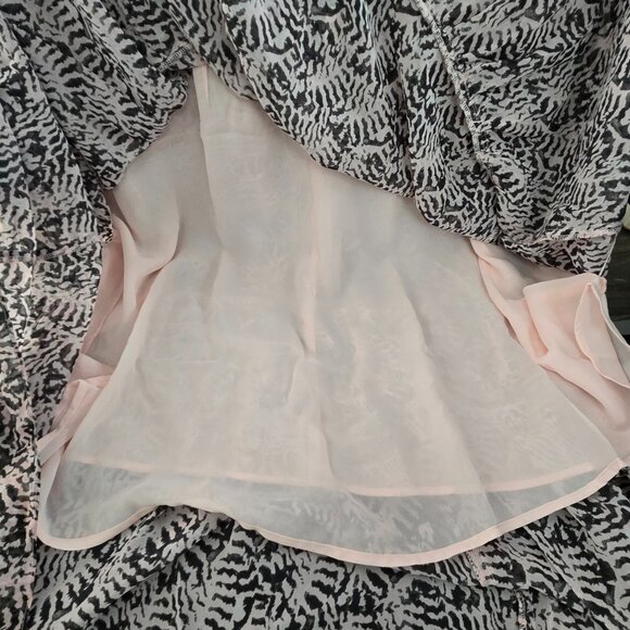 NWOT | Abstract Animal Print Tiered Maxi Dress with Adjustable Belt | X-Large - Picture 7 of 9